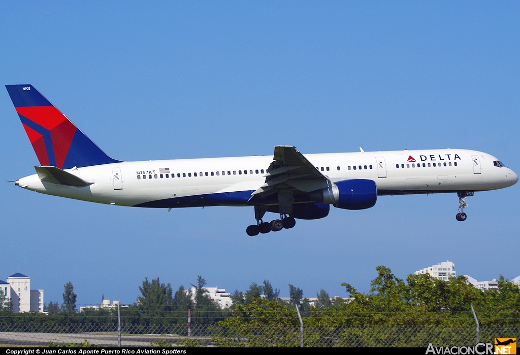 N757AT - Boeing 757-212 - Delta Airlines