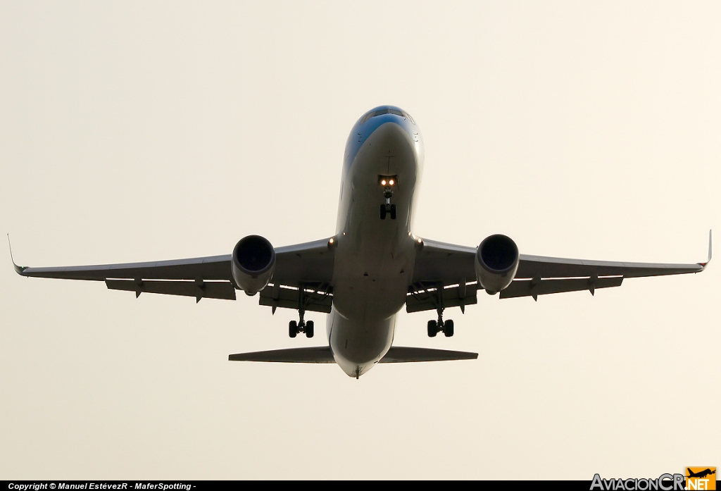 G-OBYG - Boeing 767-304/ER - Thomson Airways