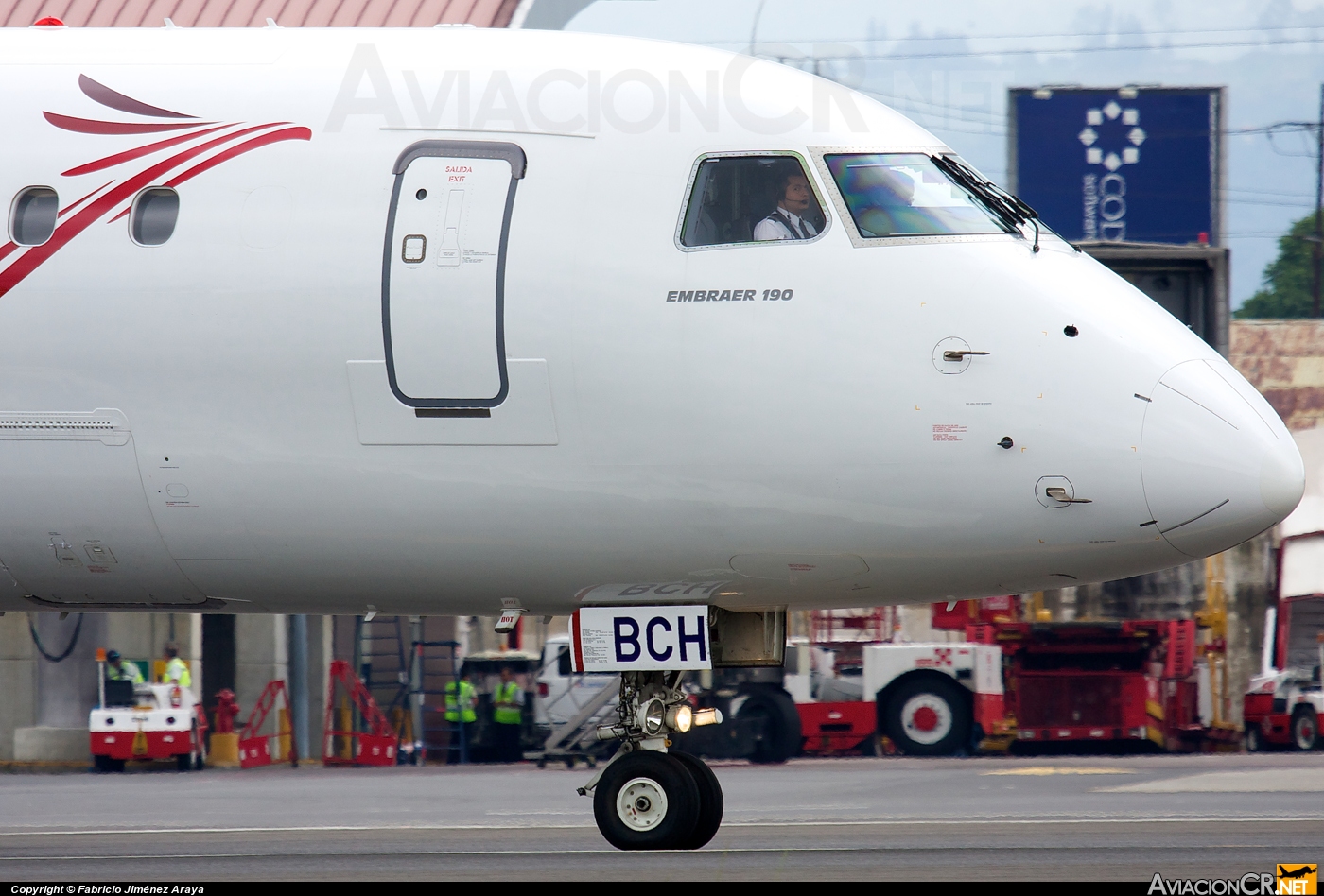 TI-BCH - Embraer 190-100IGW - TACA