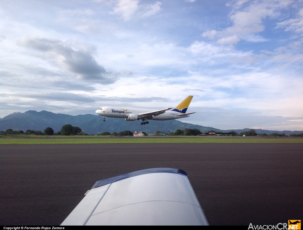 N767QT - Boeing 767-241/ER - Tampa Colombia