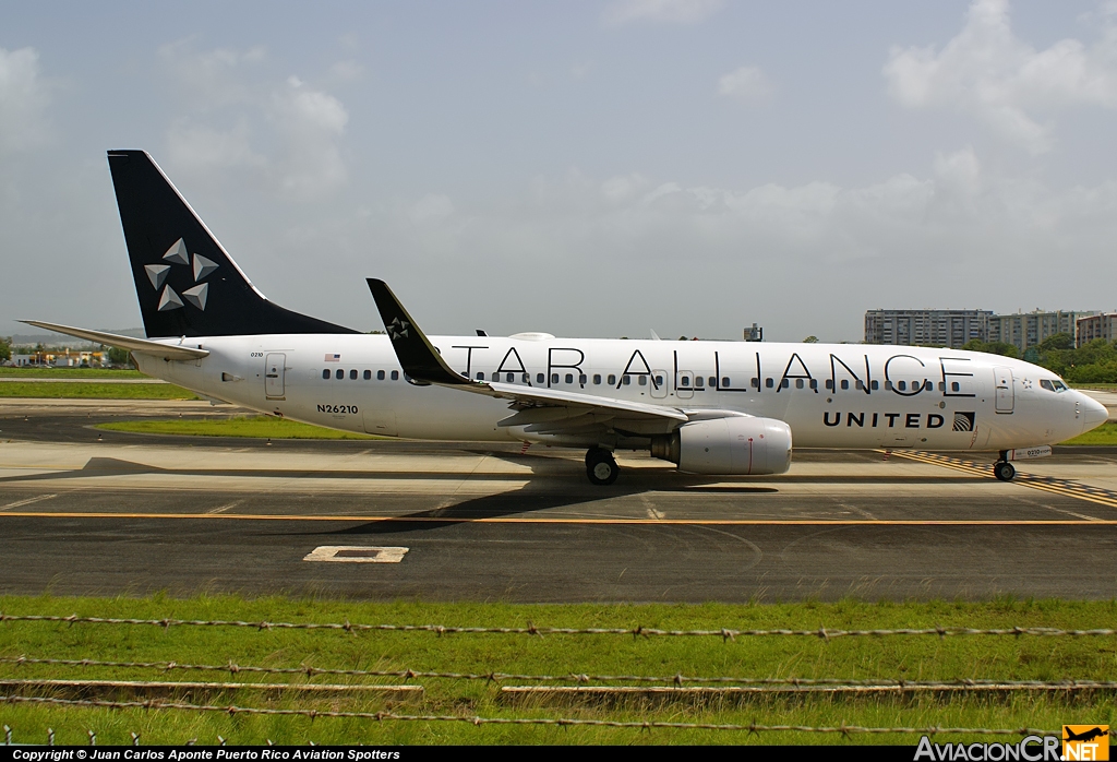 N26210 - Boeing 737-824 - United (Continental Airlines)