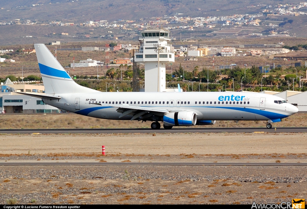 SP-ENX - Boeing 737-8Q8 - Enter Air