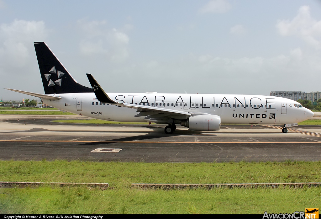 N26210 - Boeing 737-824 - United (Continental Airlines)