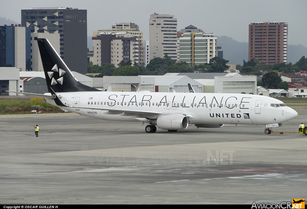 N26210 - Boeing 737-824 - United (Continental Airlines)