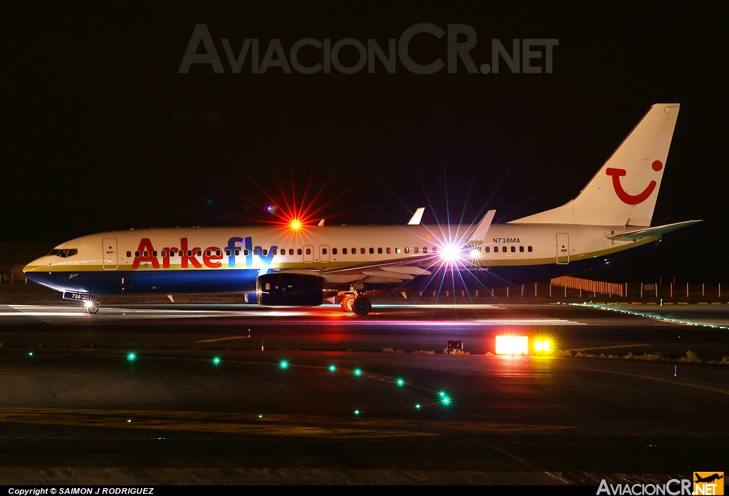 N738MA - Boeing 737-8Q8 - ArkeFly