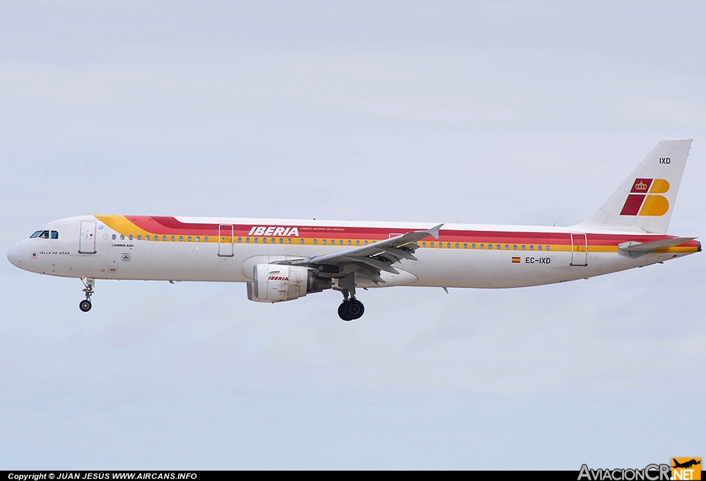 EC-IXD - Airbus A321-211 - Iberia