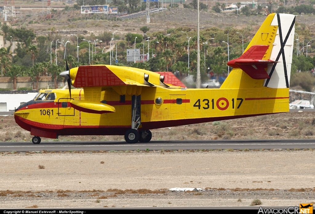 UD.13-17 - Canadair CL-215T - España - Ejército del Aire