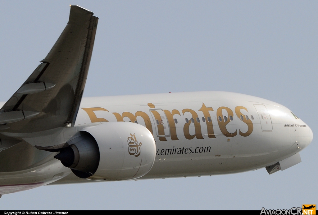 A6-EGV - Boeing 777-31H/ER - EMIRATES