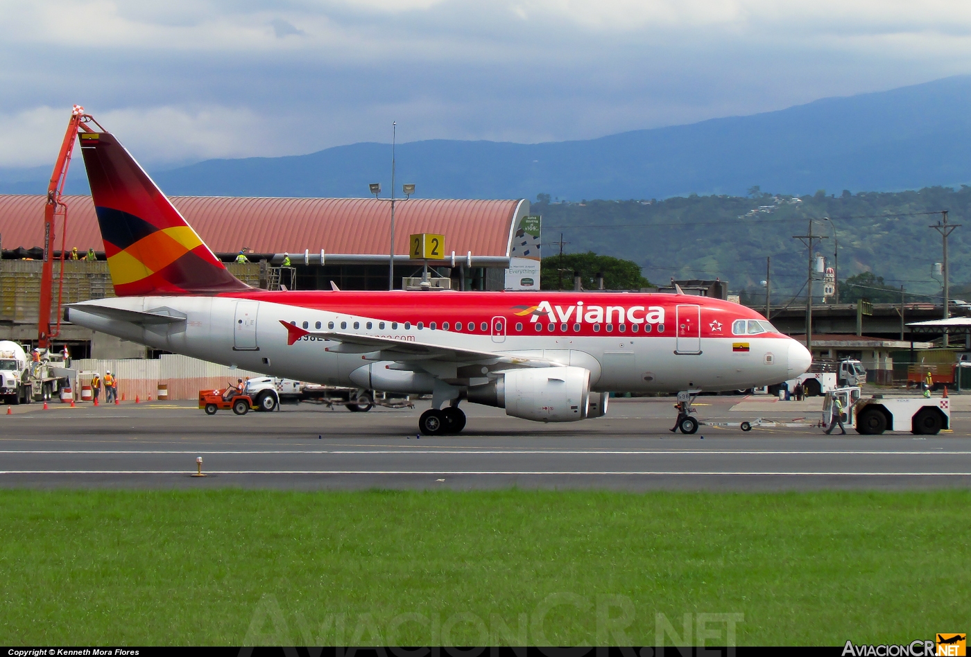 N598EL - Airbus A318-111 - Avianca