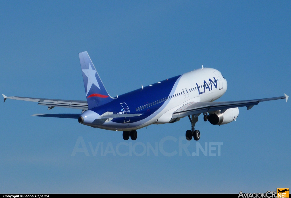 LV-BFY - Airbus A320-233 - LAN Argentina