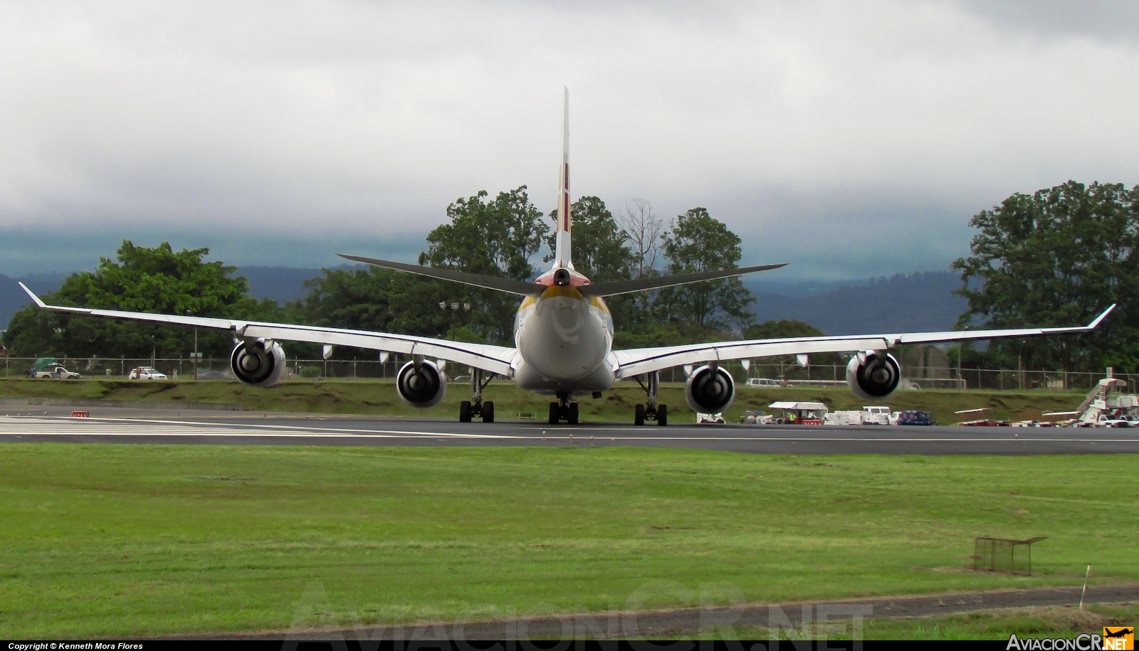 EC-IZY - Airbus A340-642 - Iberia