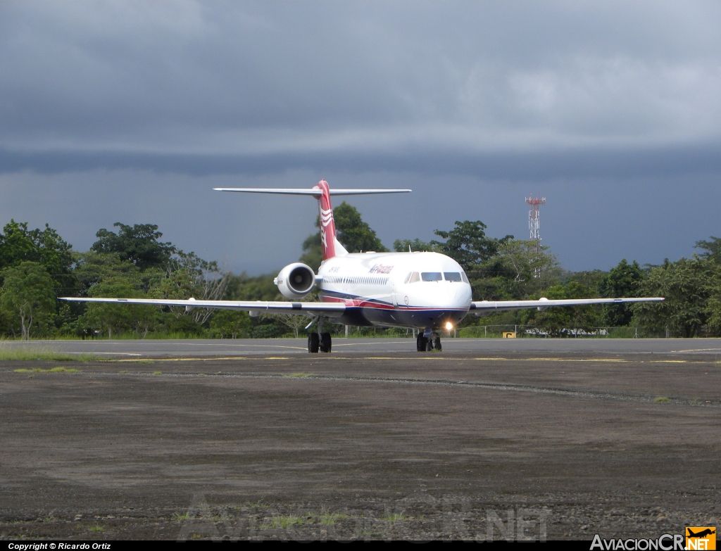 HP-1764PST - Fokker 100 - Air Panama