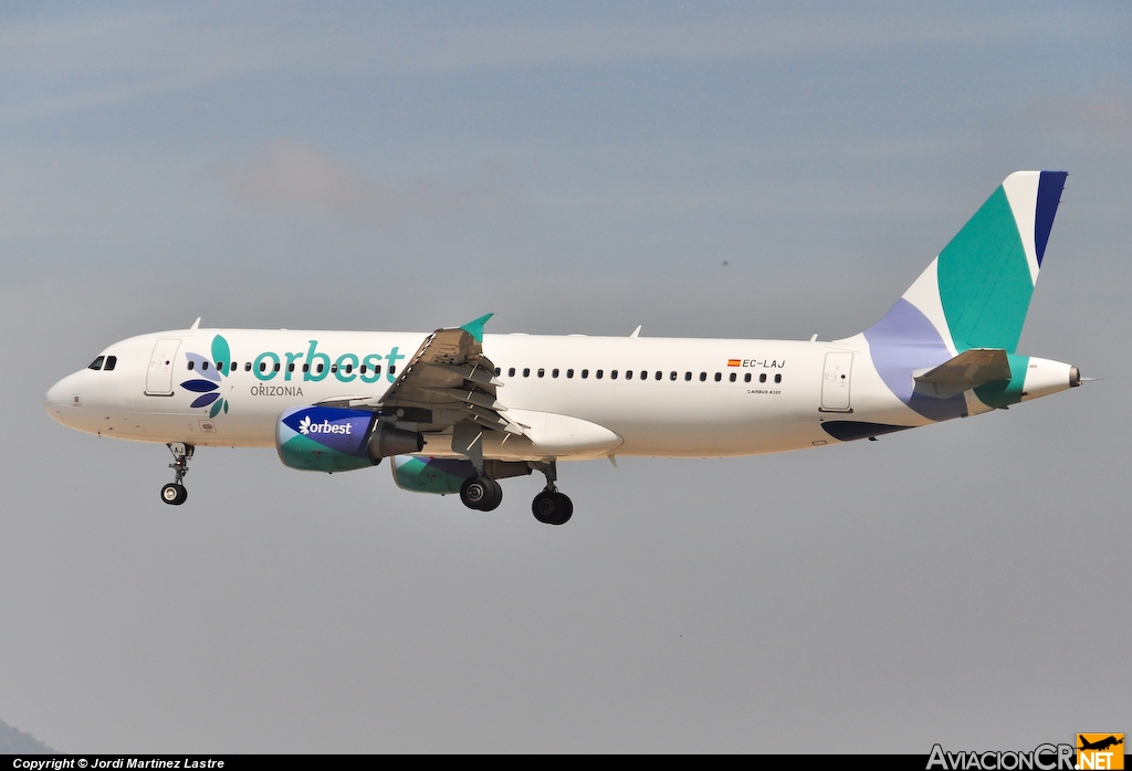 EC-LAJ - Airbus A320-214 - Iberworld