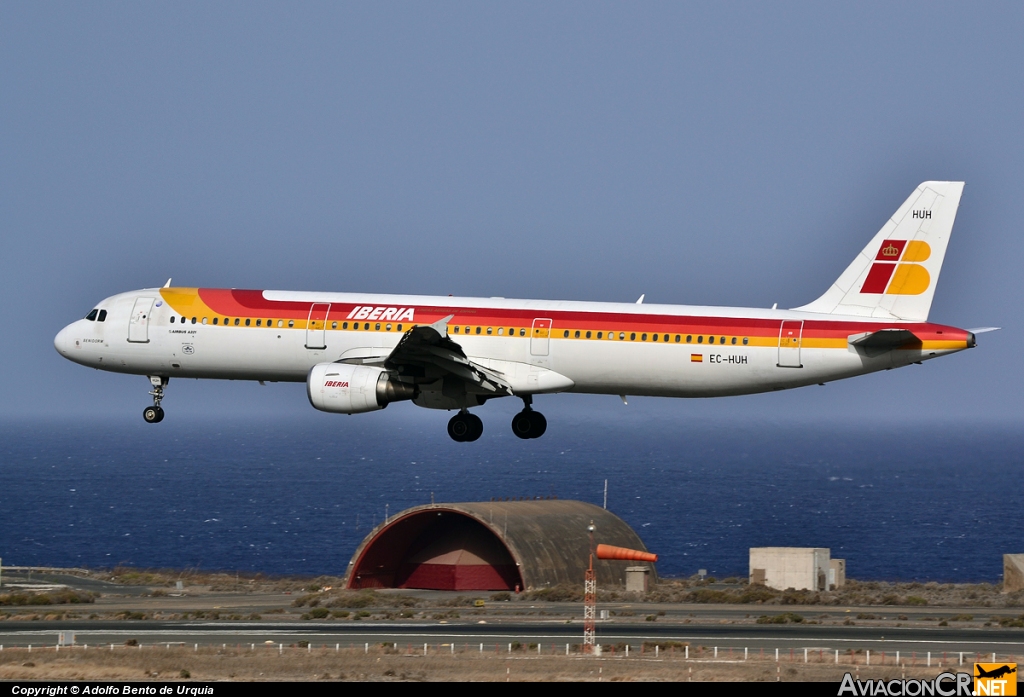 EC-HUH - Airbus A321-211 - Iberia