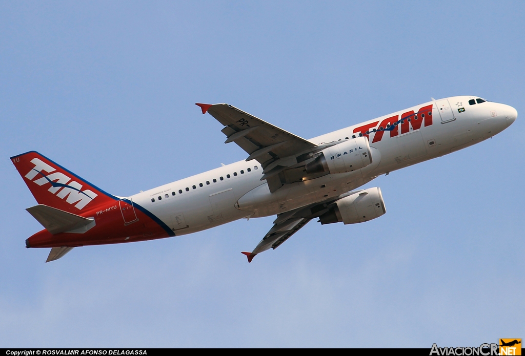 PR-MYU - Airbus A320 (Genérico) - TAM Linhas Aéreas
