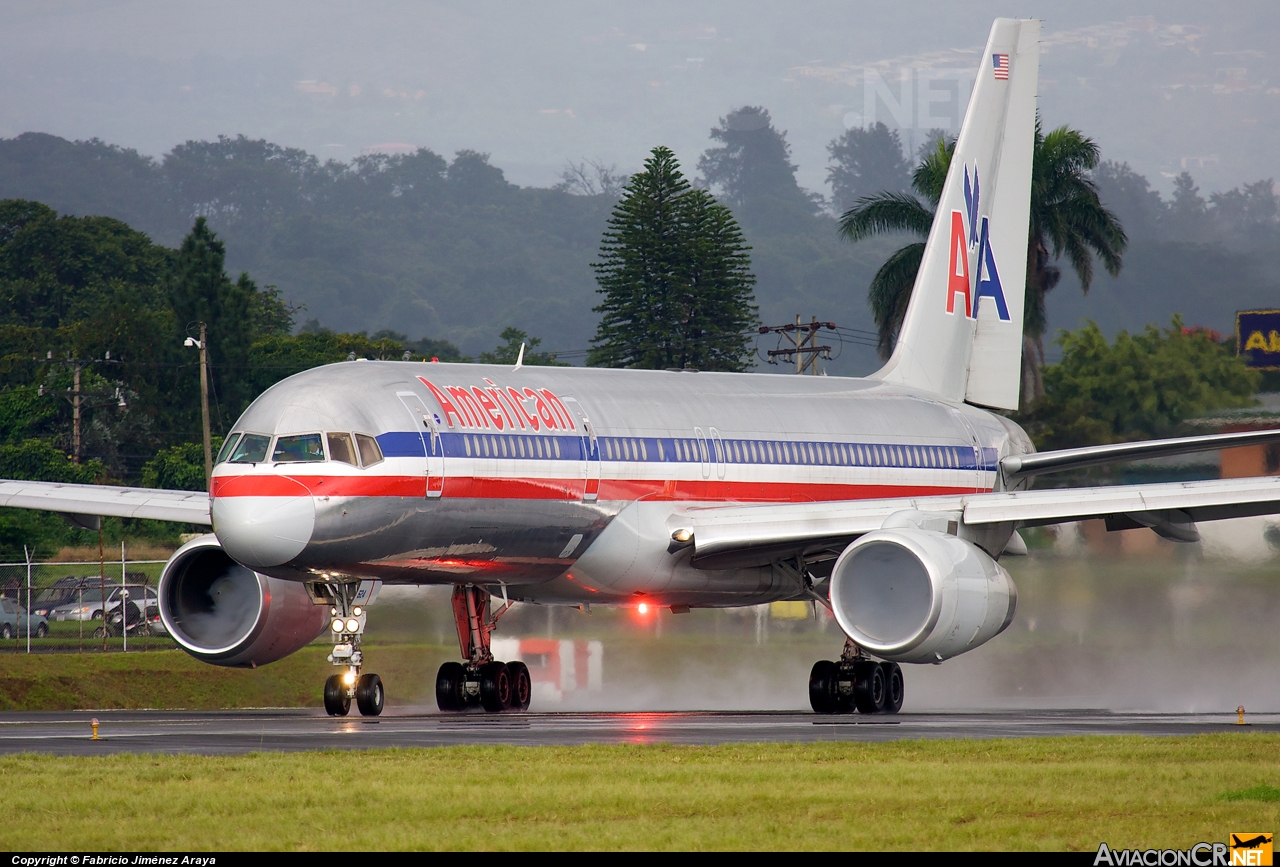 N624AA - Boeing 757-223 - American Airlines