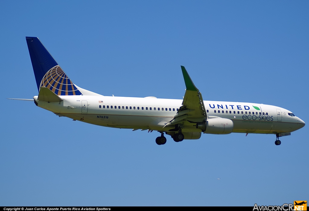 N76516 - Boeing 737-824 - United Airlines