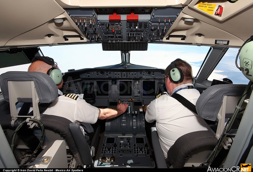 C-GLKU - Bombardier Dash 8-Q400 (Genérico) - Bombardier Inc.