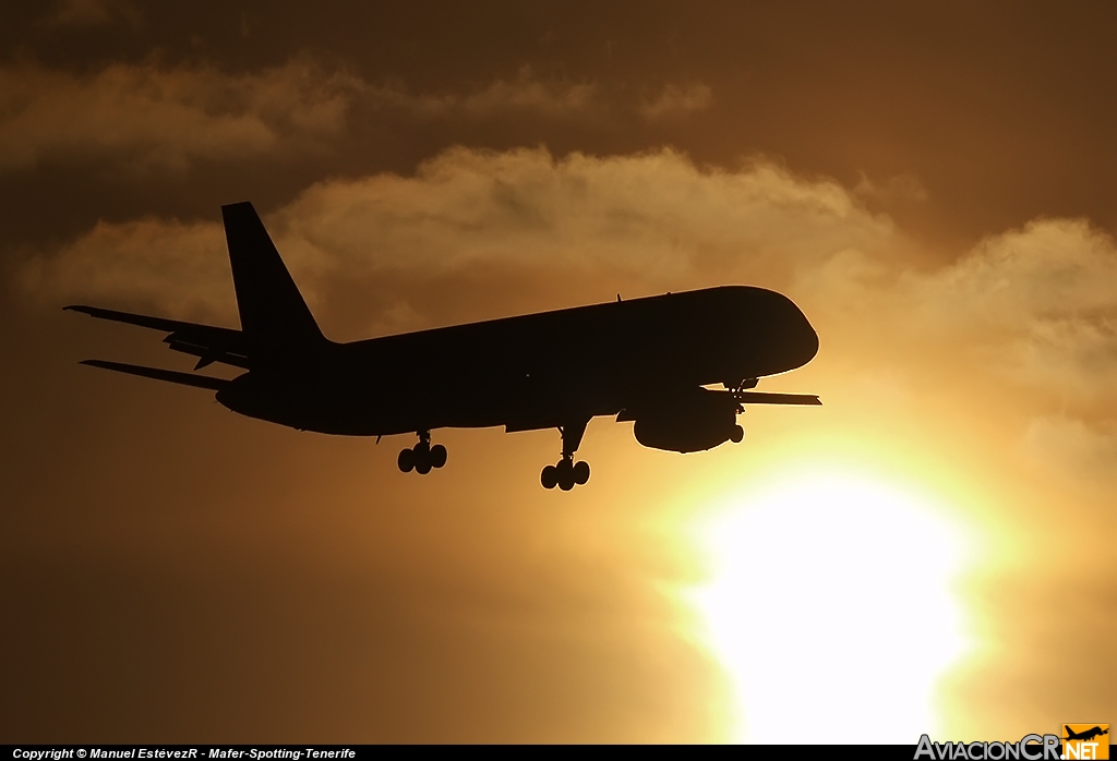 G-BYAI - Boeing 757-204 - Thomsonfly