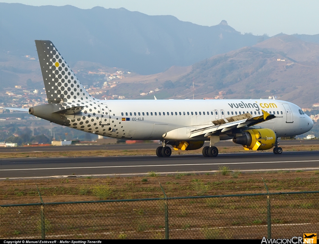 EC-KLB - Airbus A320-214 - Vueling