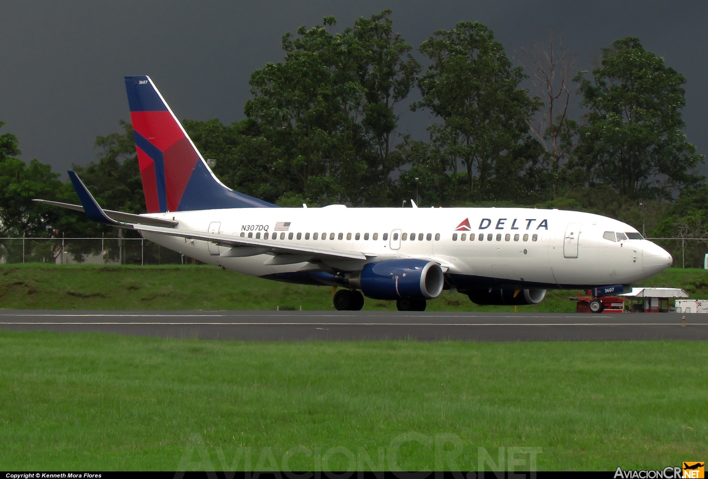 N307DQ - Boeing 737-732 - Delta Air Lines