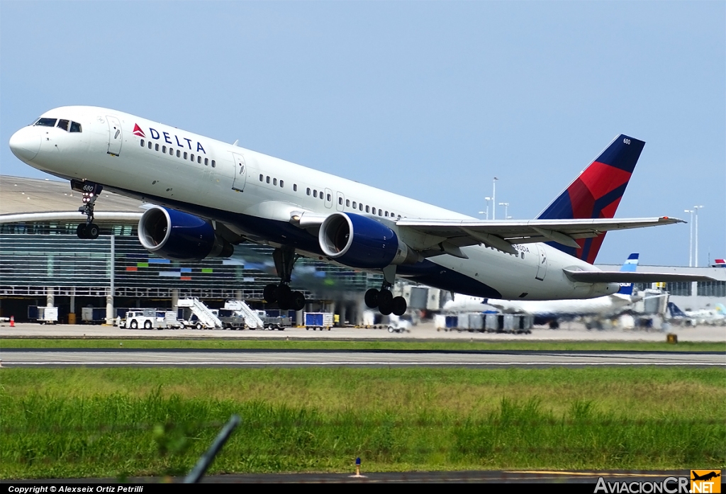 N680DA - Boeing 757-232 - Delta Air Lines