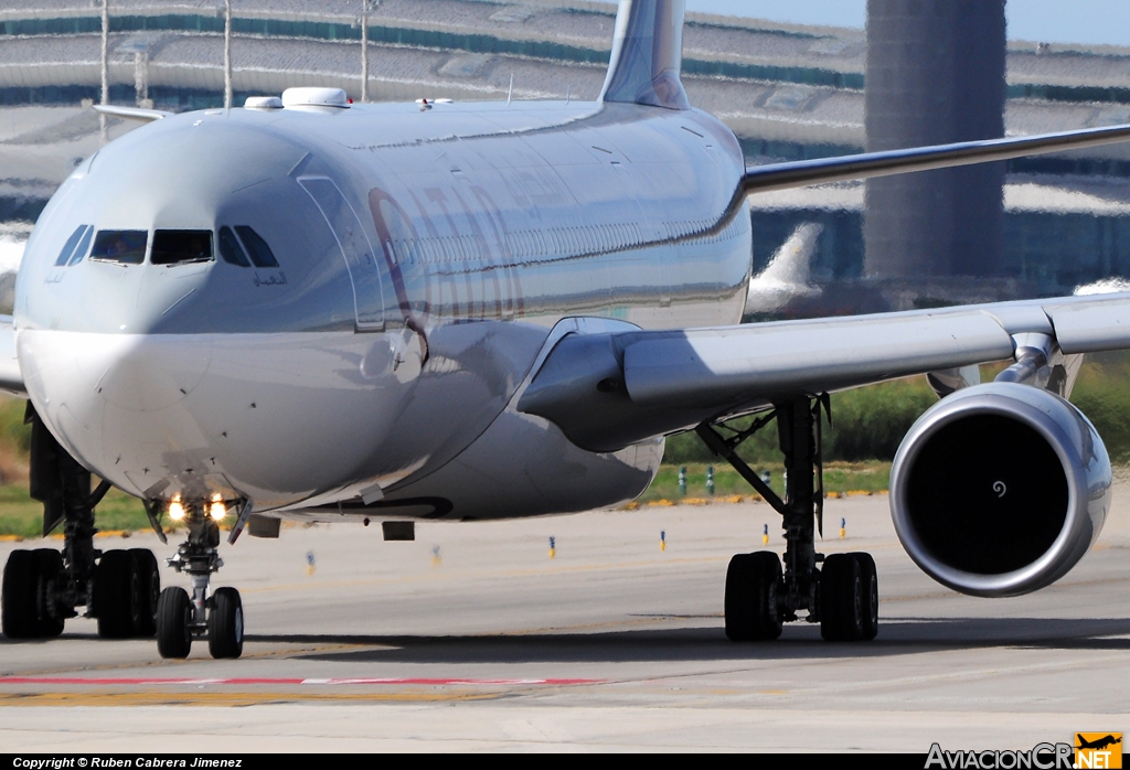 A7-AED - Airbus A330-302 - Qatar Airways