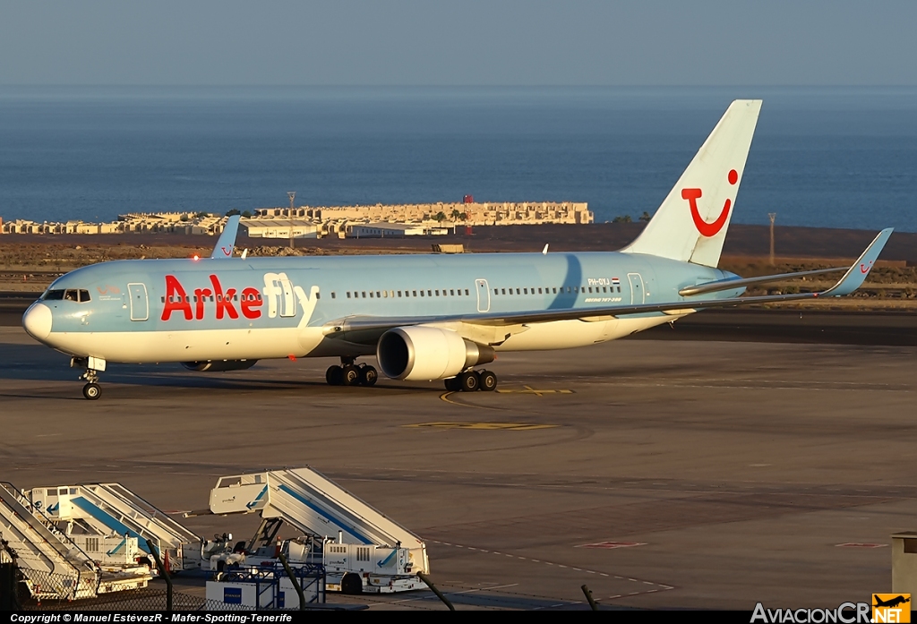 PH-OYJ - Boeing 767-304/ER - ArkeFly