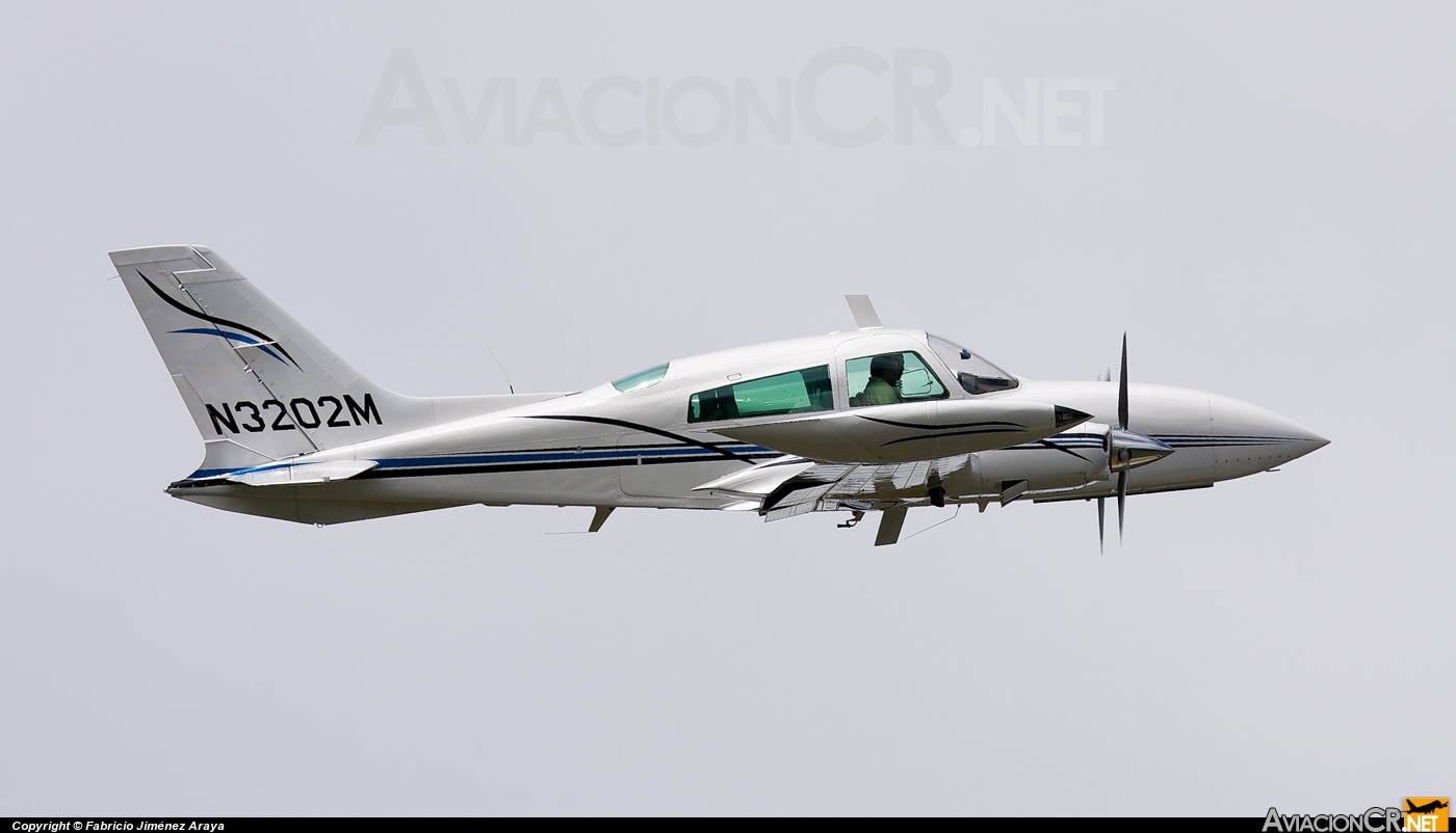 N3202M - Cessna T310R - Privado