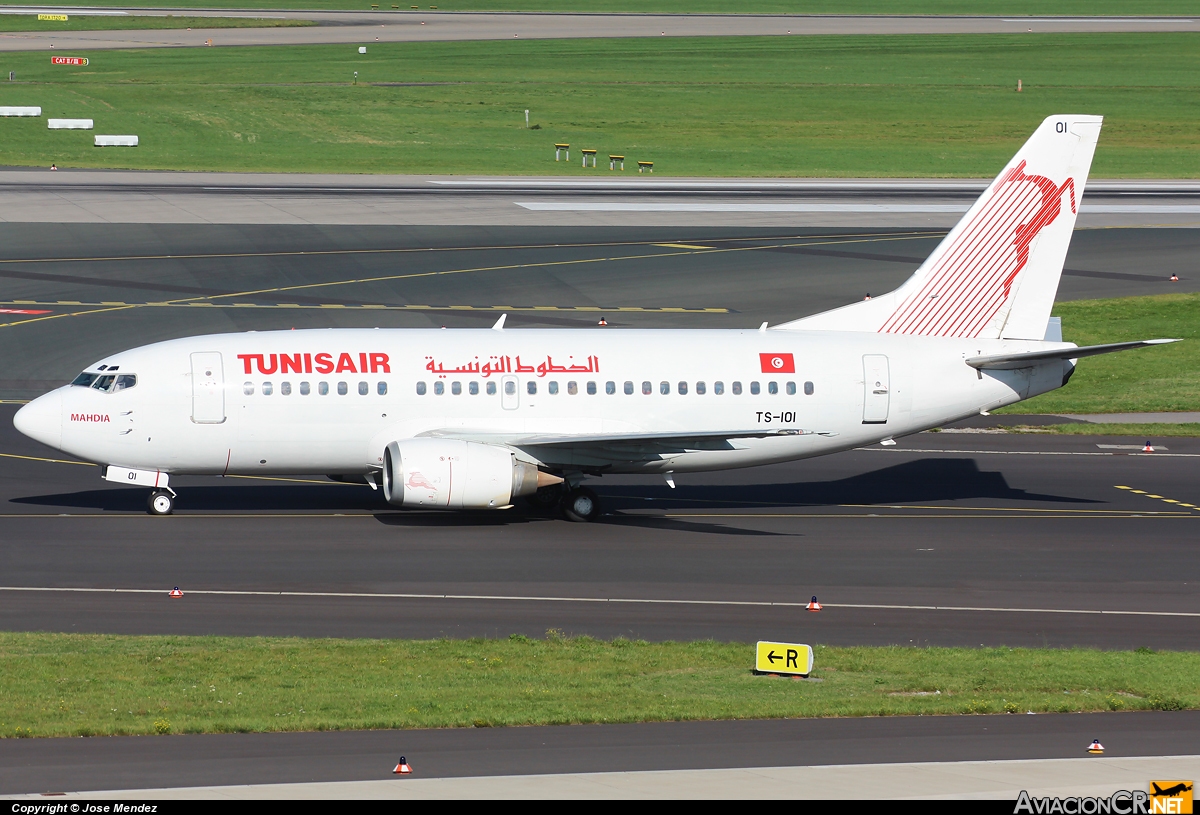 TS-IOI - Boeing 737-5H3 - Tunisair
