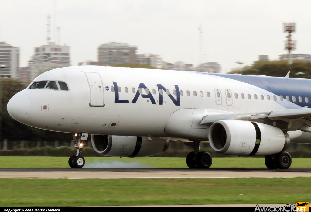 LV-BET - Airbus A320-233 - LAN Argentina