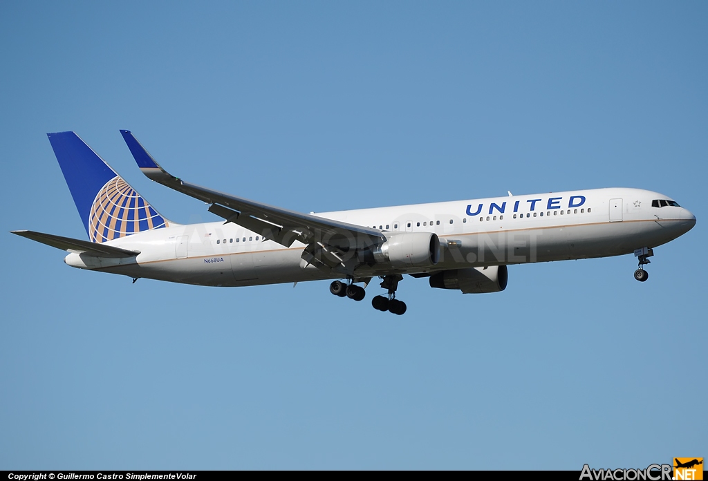 N668UA - Boeing 767-322/ER - United Airlines