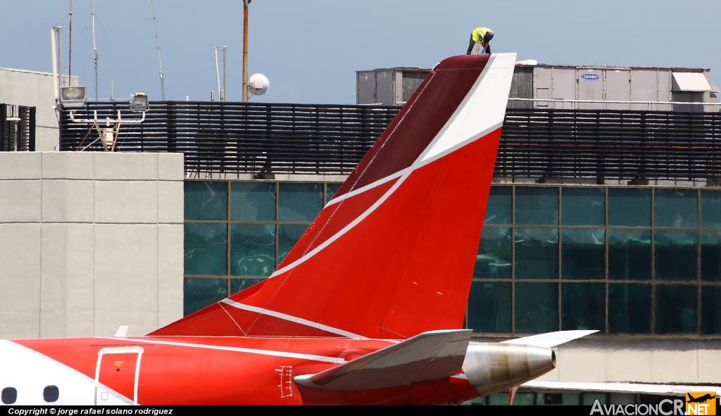 N937TA - Embraer 190-100IGW - TACA