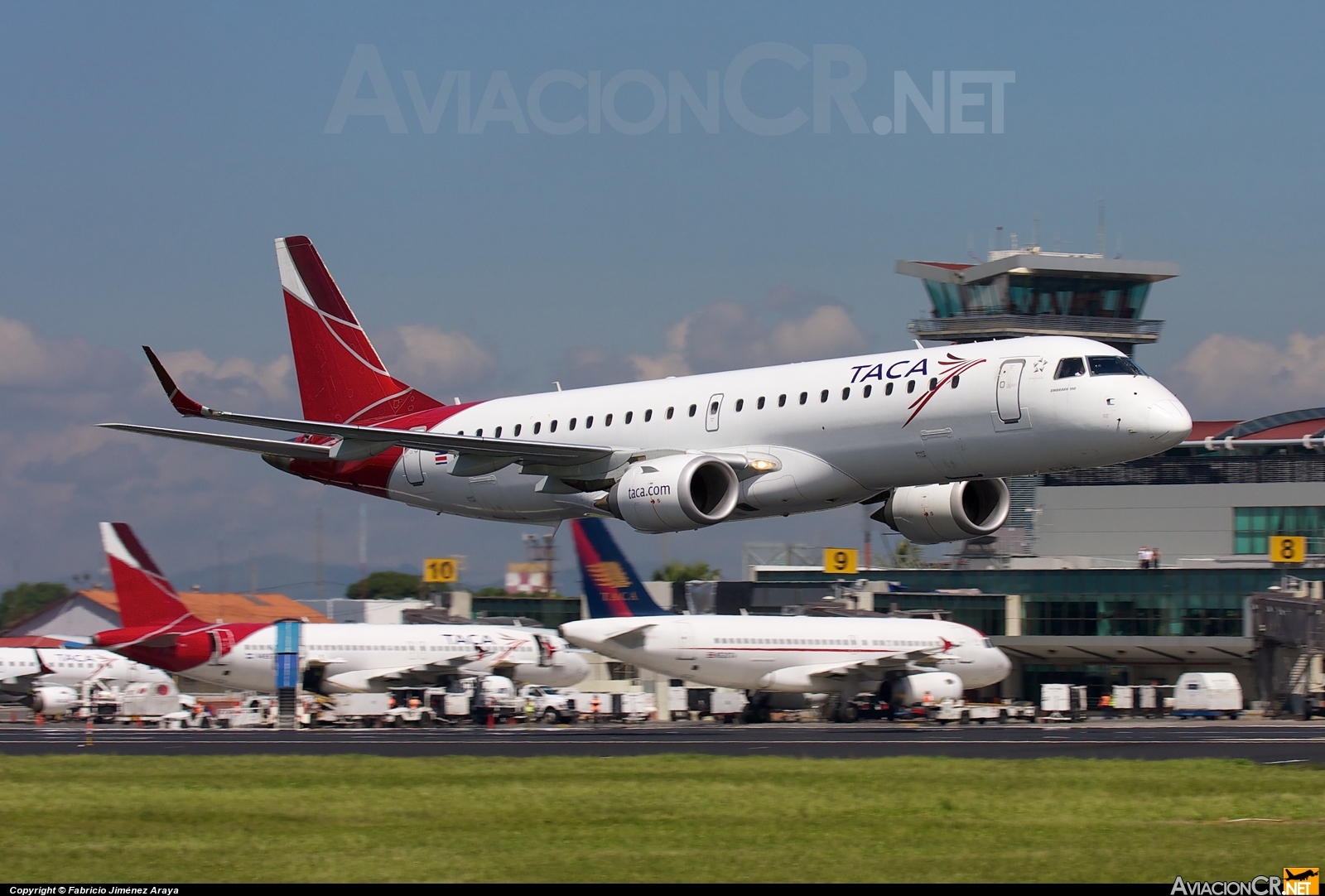 N935TA - Embraer 190-100IGW - TACA