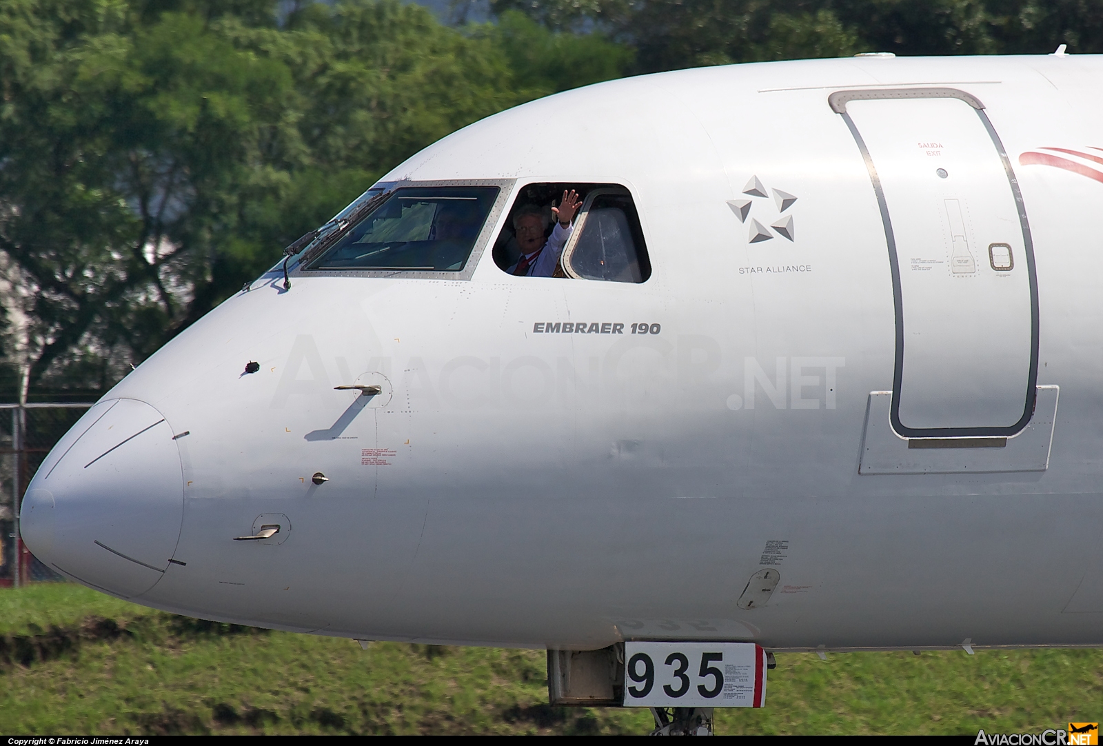 N935TA - Embraer 190-100IGW - TACA