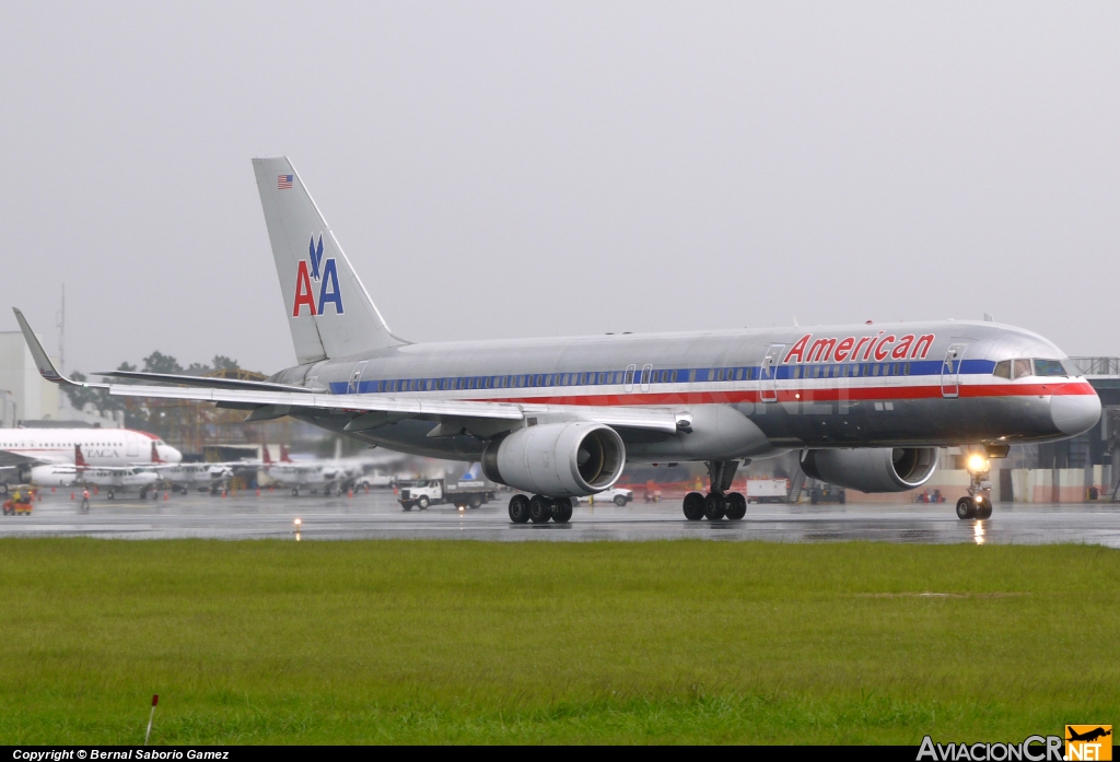 N604AA - Boeing 757-223 - American Airlines