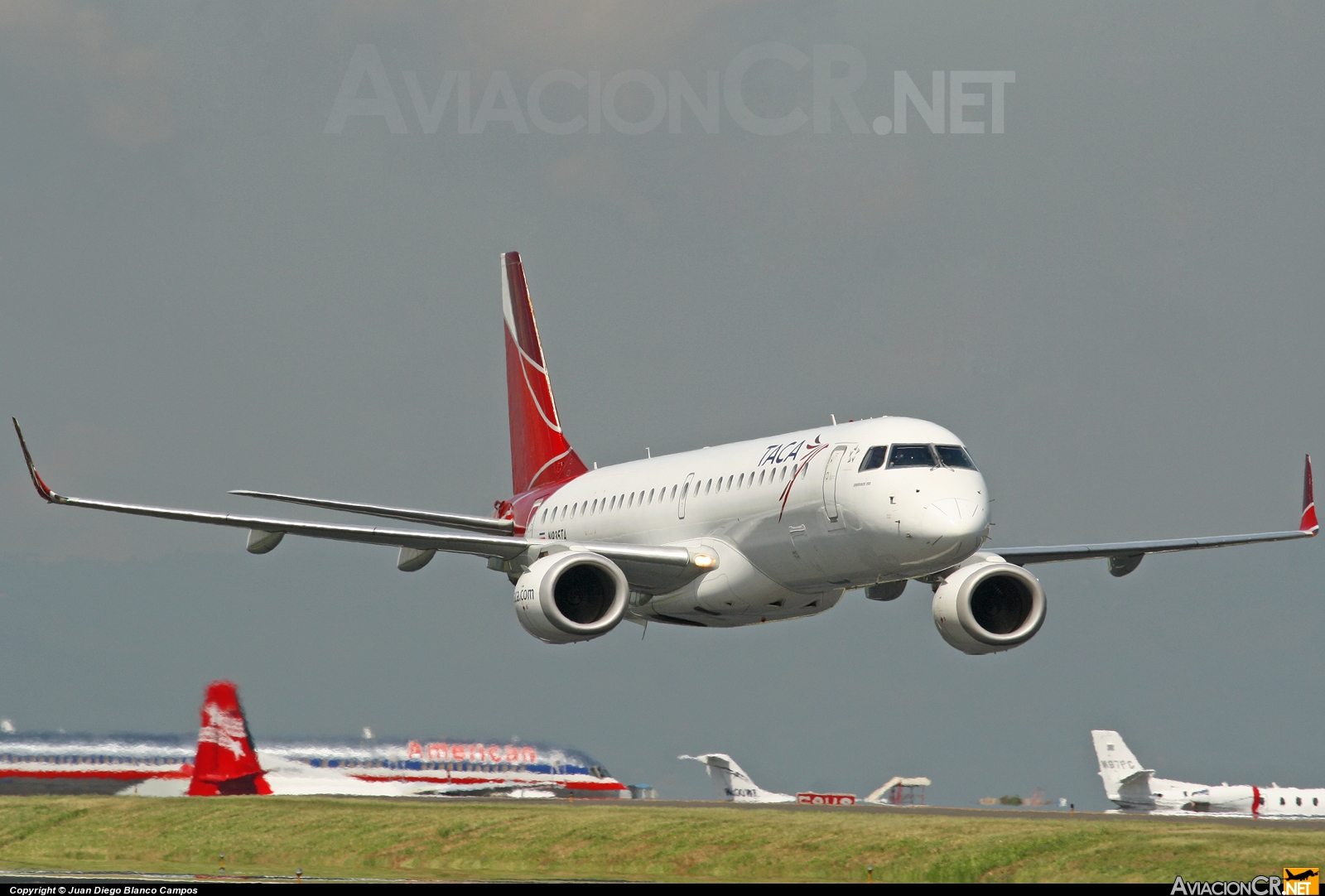 N935TA - Embraer 190-100IGW - TACA