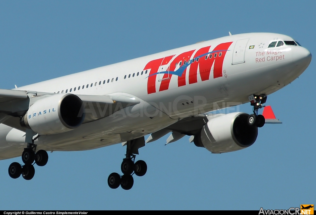 PT-MVA - Airbus A330-223 - TAM