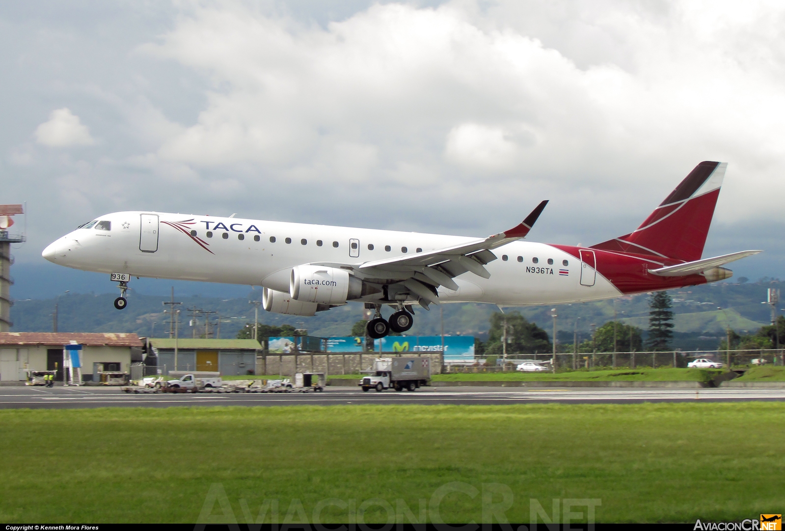 N936TA - Embraer 190-100IGW - TACA