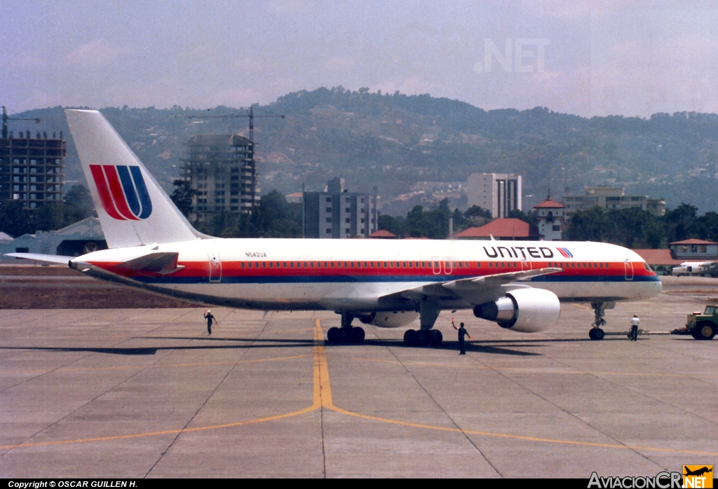 N542UA - Boeing 757-222 - United Airlines