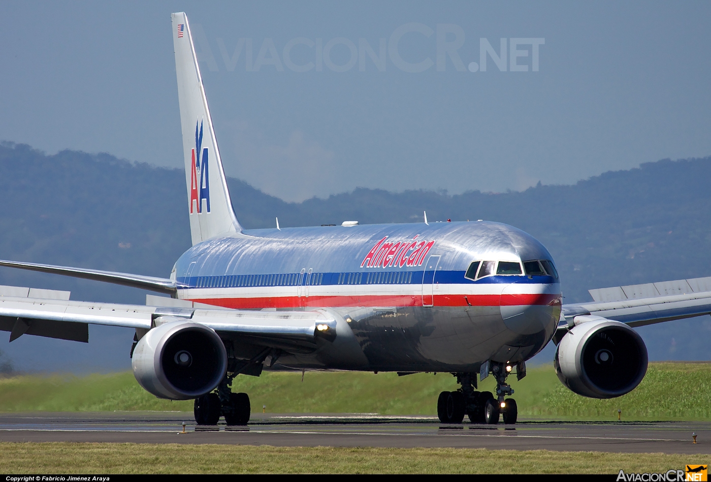 N347AN - Boeing 767-323/ER - American Airlines