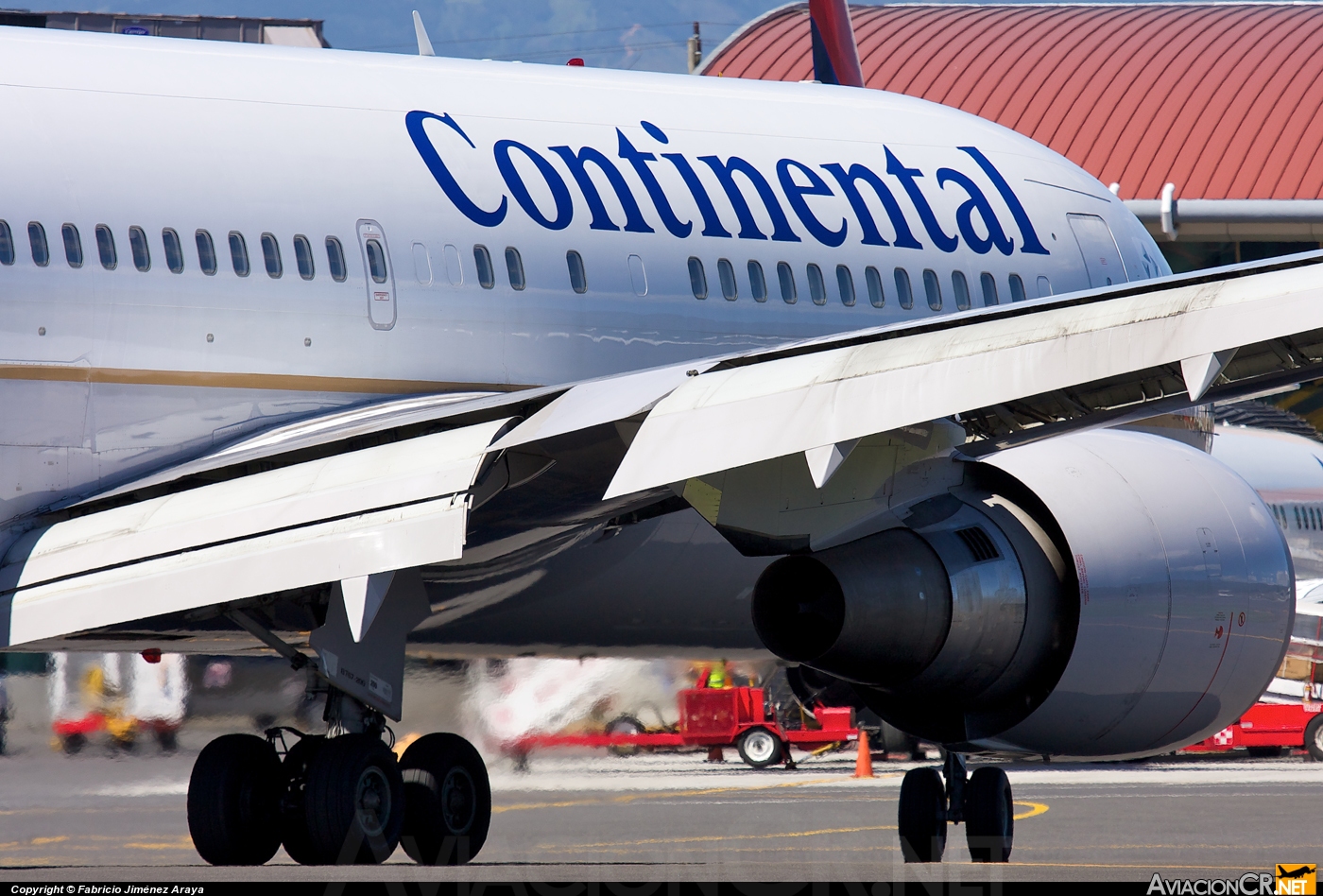 N69154 - Boeing 767-224/ER - Continental Airlines