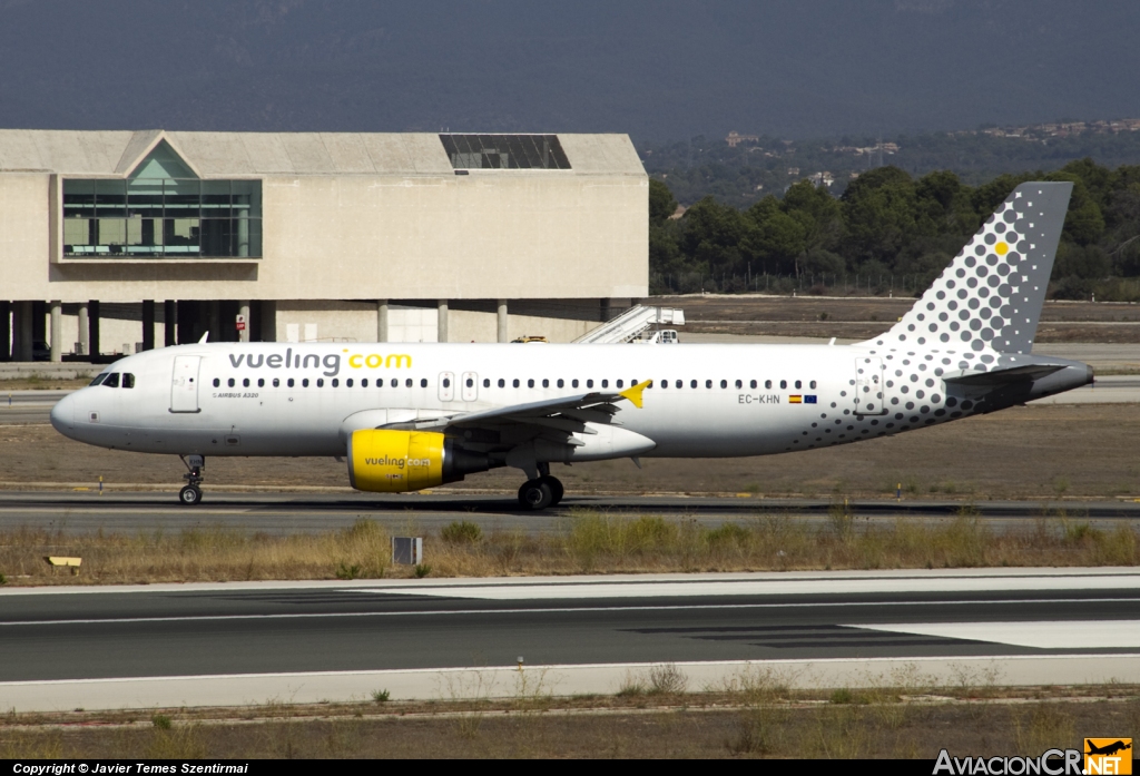 EC-KHN - Airbus A320-216 - Vueling