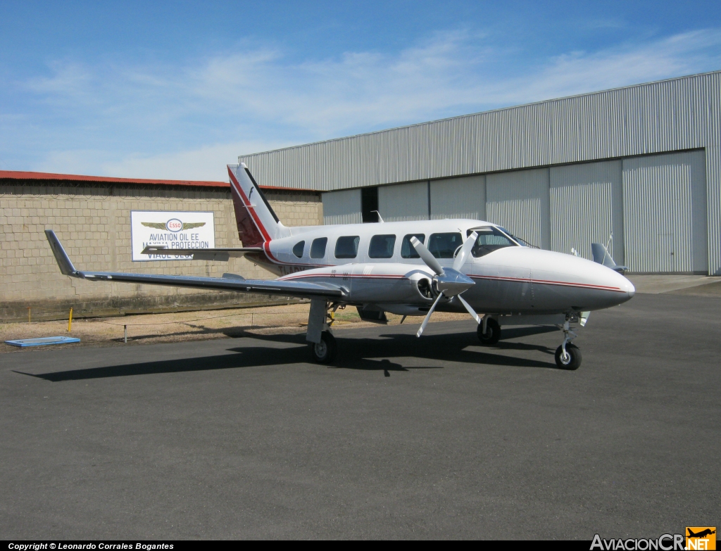 TI-APX - Piper PA-31-350 Chieftain - Privado