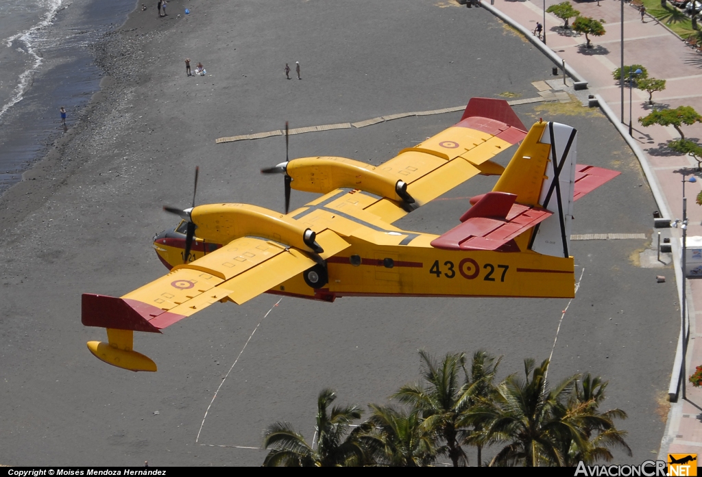 UD.13-27 - Canadair CL-215T - Ejercito del Aire de España