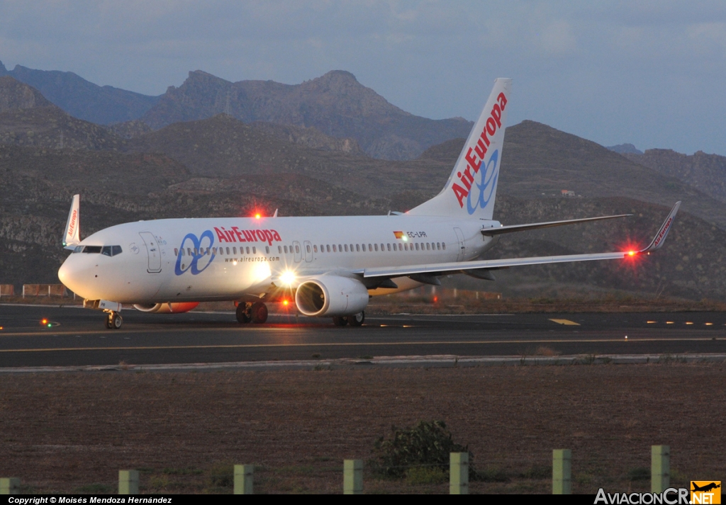 EC-LPR - Boeing 737-85P - Air Europa