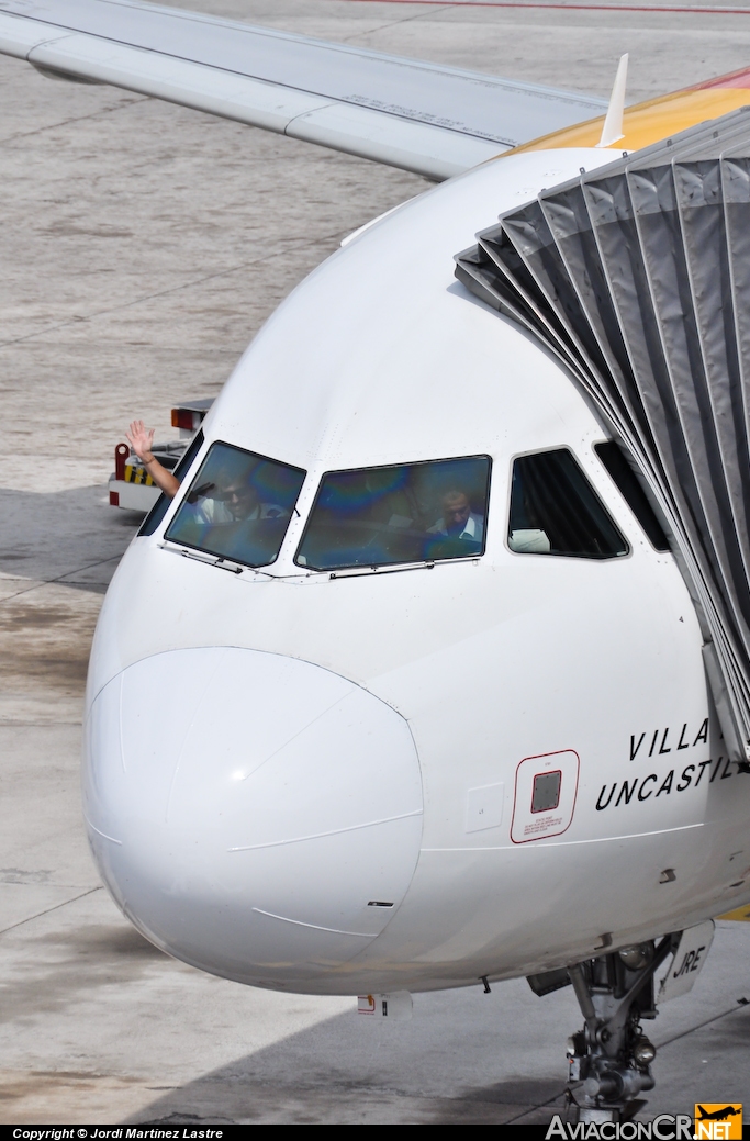 EC-JRE - Airbus A321-211 - Iberia