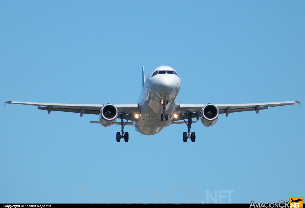 LV-BFO - Airbus A320-233 - LAN Argentina