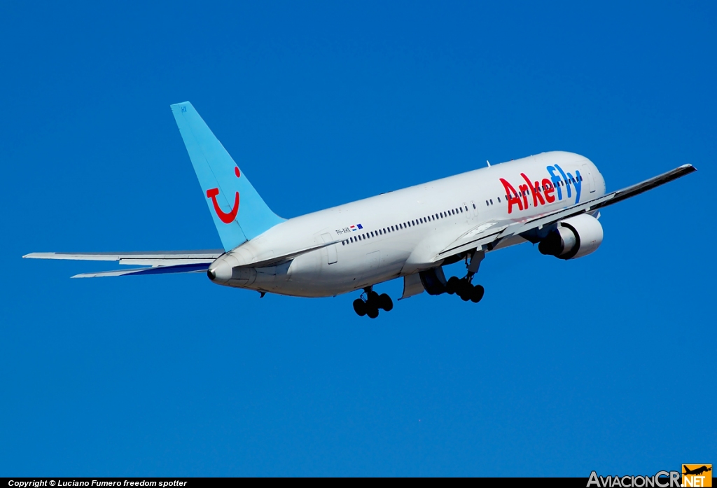 PH-AHX - Boeing 767-383/ER - ArkeFly