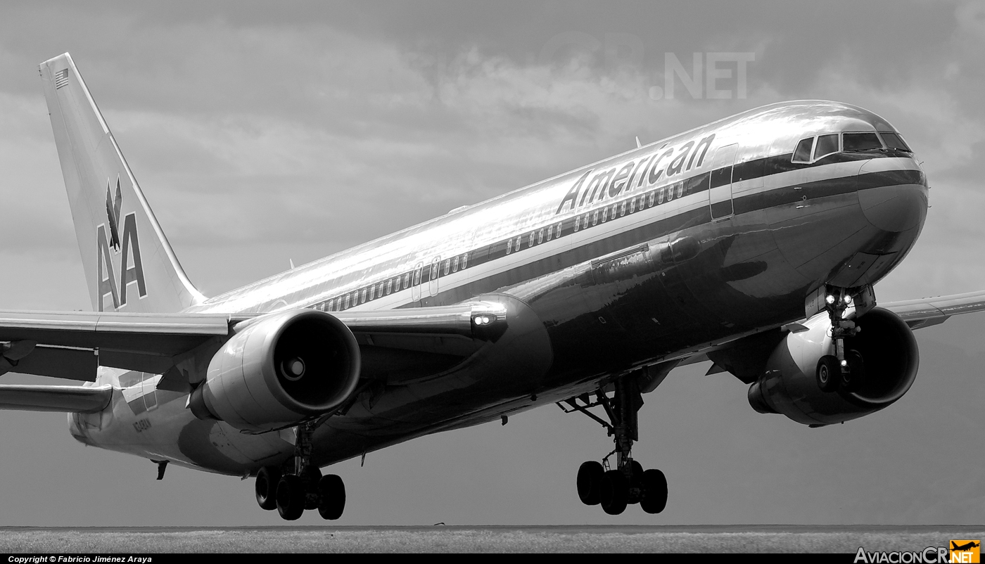 N348AN - Boeing 767-323/ER - American Airlines